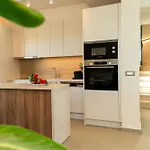 Theoni House Villa *
