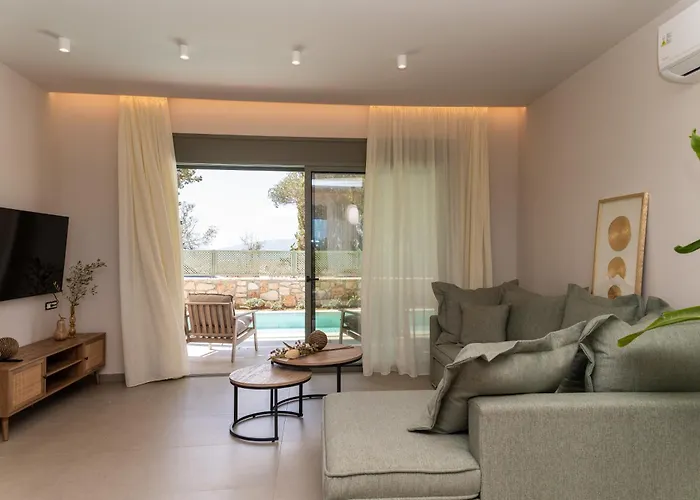 Theoni House *